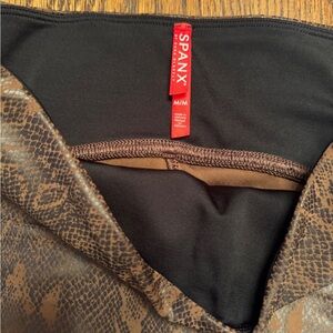 Spanx faux leather snake skin leggings, like new